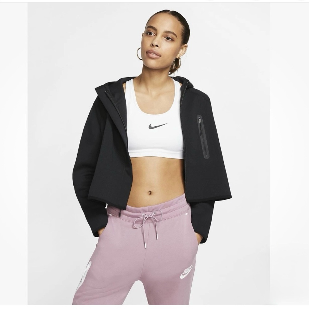 NEW Nike Sportswear Tech Fleece Women's Cape Jacket - BV3396-010 - Black - XS